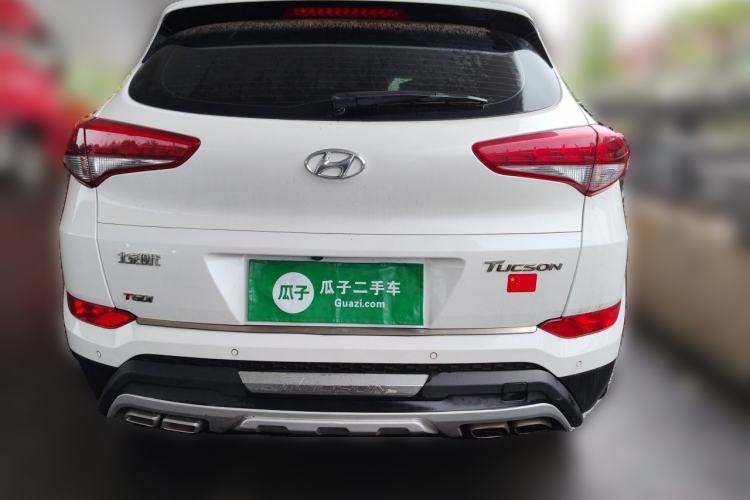 Used Hyundai Tucson 2015 1.6T Dual-Clutch Two-Wheel-Drive Leading Model Rear