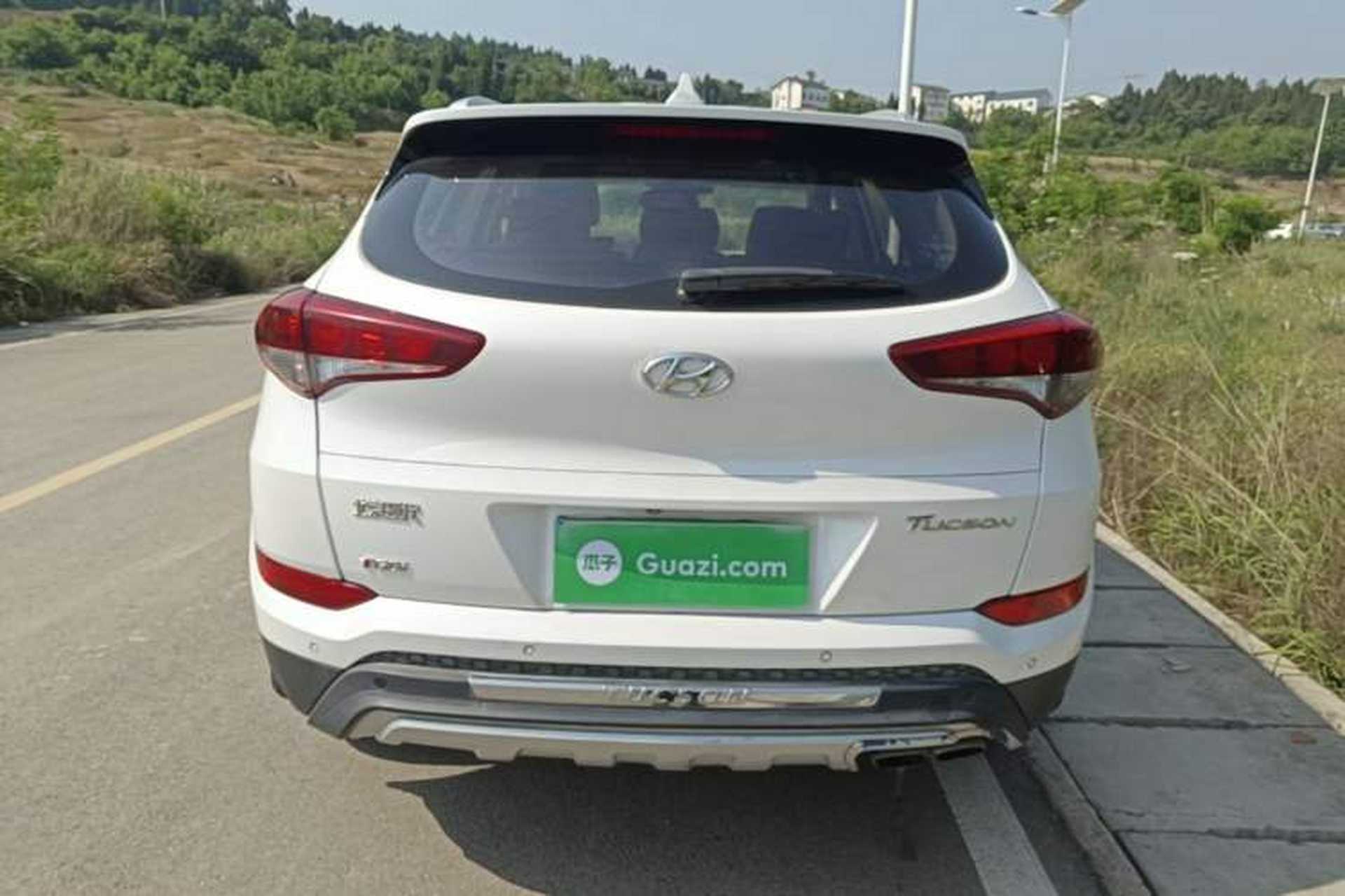 Used Hyundai Tucson 2015 1.6T Dual-Clutch Two-Wheel-Drive Smart Model Rear