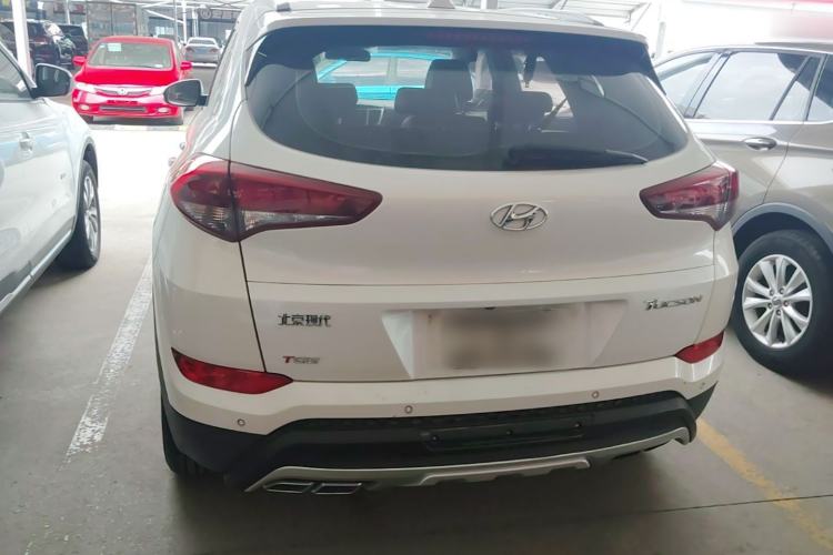 Used Hyundai Tucson 2015 1.6T Dual-Clutch Two-Wheel-Drive Smart Model Rear