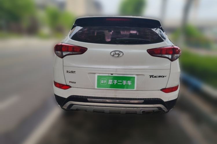 Used Hyundai Tucson 2015 1.6T Dual-Clutch Two-Wheel-Drive Smart Model Rear