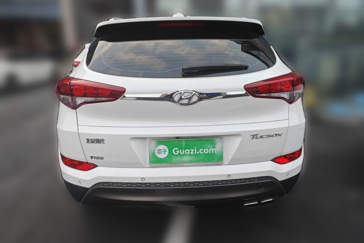 Used Hyundai Tucson 2015 1.6T Dual-Clutch Two-Wheel-Drive Smart Model Rear
