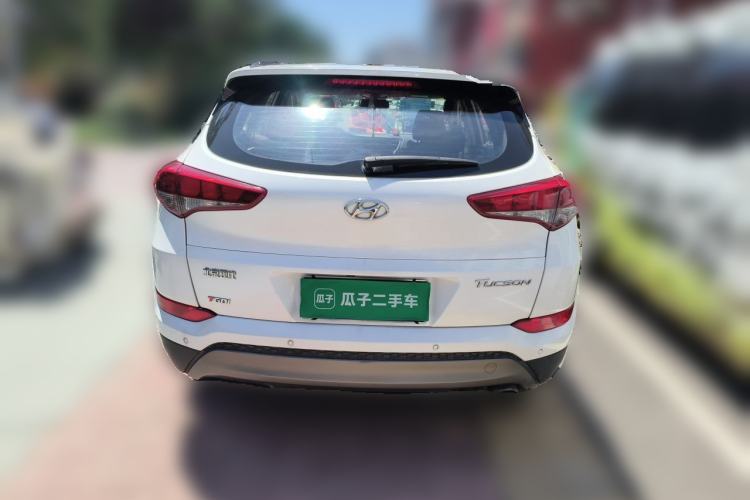 Used Hyundai Tucson 2015 1.6T Dual-Clutch Two-Wheel-Drive Smart Model Rear