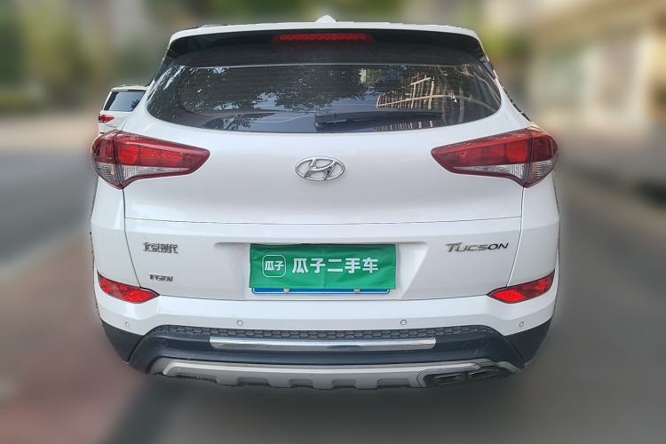 Used Hyundai Tucson 2015 1.6T Dual-Clutch Two-Wheel-Drive Smart Model Rear
