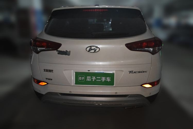 Used Hyundai Tucson 2015 1.6T Dual-Clutch Two-Wheel-Drive Smart Model Rear