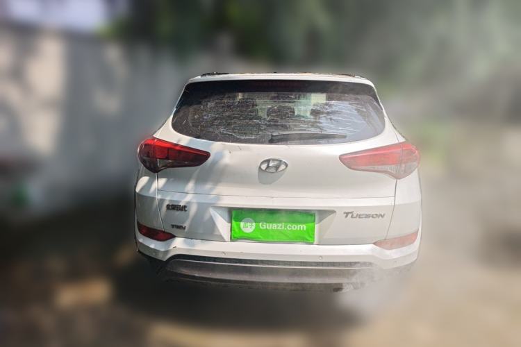 Used Hyundai Tucson 2015 1.6T Dual-Clutch Two-Wheel-Drive Smart Model Rear
