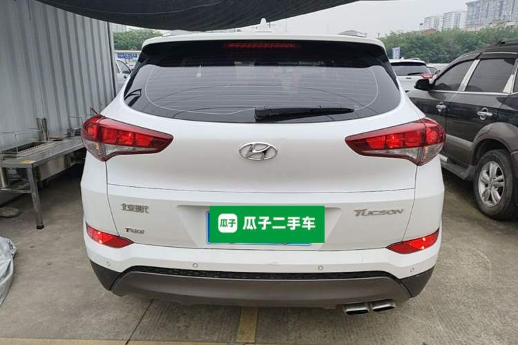 Used Hyundai Tucson 2015 1.6T Dual-Clutch Two-Wheel-Drive Smart Model Rear