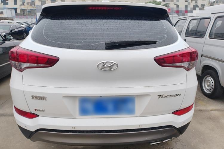 Used Hyundai Tucson 2015 1.6T Dual-Clutch Two-Wheel-Drive Smart Model Rear