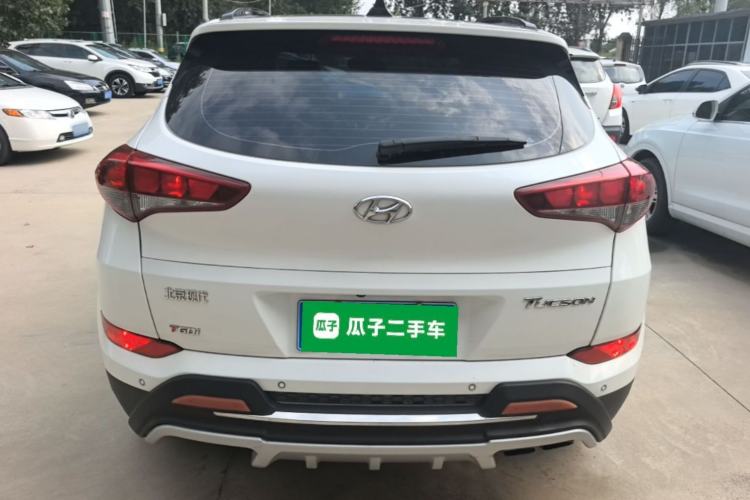 Used Hyundai Tucson 2015 1.6T Dual-Clutch Two-Wheel-Drive Smart Model Rear