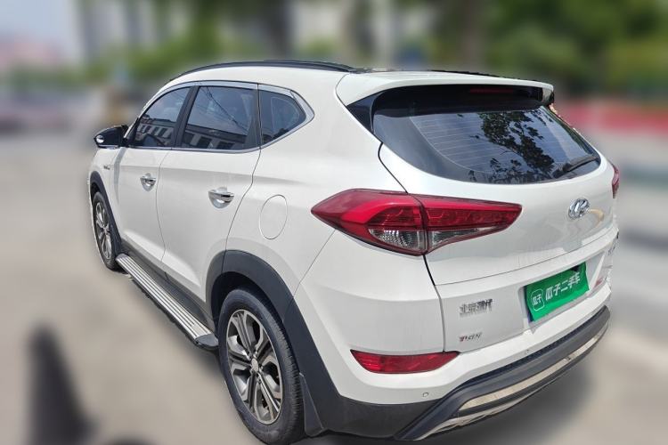 Used Hyundai Tucson 2015 1.6T Dual-Clutch Two-Wheel-Drive Leading Model Rear Left 45 Deg