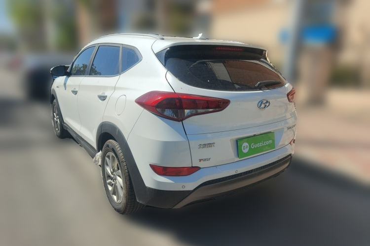 Used Hyundai Tucson 2015 1.6T Dual-Clutch Two-Wheel-Drive Smart Model Rear Left 45 Deg