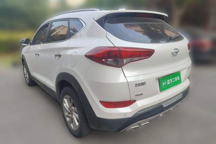 Used Hyundai Tucson 2015 1.6T Dual-Clutch Two-Wheel-Drive Smart Model Rear Left 45 Deg