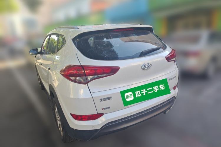 Used Hyundai Tucson 2015 1.6T Dual-Clutch Two-Wheel-Drive Smart Model Rear Left 45 Deg