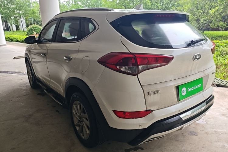Used Hyundai Tucson 2015 1.6T Dual-Clutch Two-Wheel-Drive Smart Model Rear Left 45 Deg
