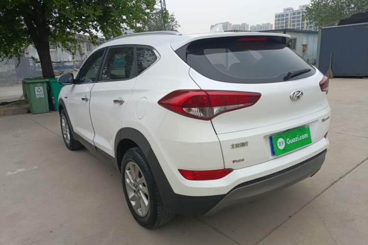 Used Hyundai Tucson 2015 1.6T Dual-Clutch Two-Wheel-Drive Smart Model Rear Left 45 Deg