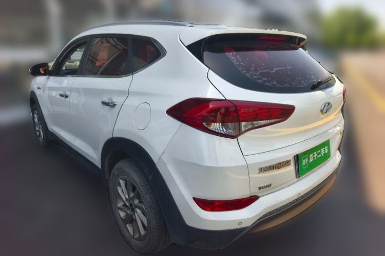 Used Hyundai Tucson 2015 1.6T Dual-Clutch Two-Wheel-Drive Smart Model Rear Left 45 Deg