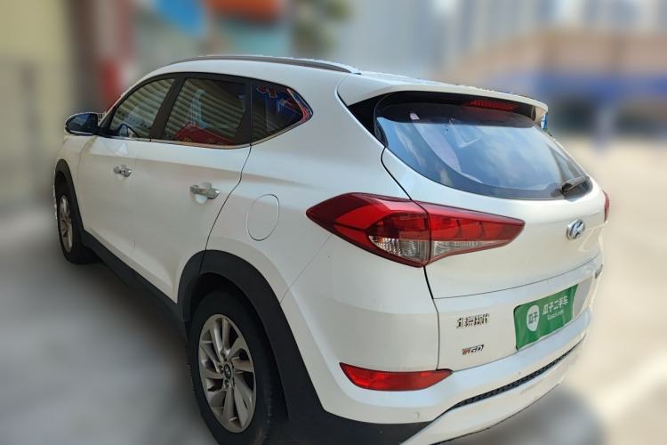 Used Hyundai Tucson 2015 1.6T Dual-Clutch Two-Wheel-Drive Smart Model Rear Left 45 Deg