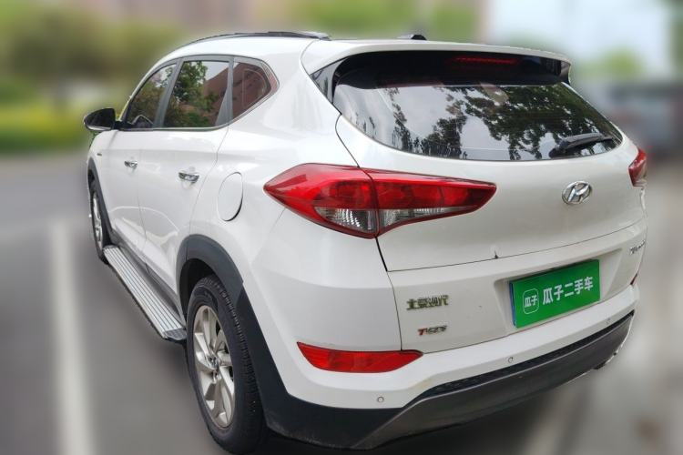 Used Hyundai Tucson 2015 1.6T Dual-Clutch Two-Wheel-Drive Smart Model Rear Left 45 Deg