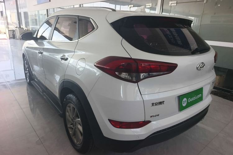 Used Hyundai Tucson 2015 1.6T Dual-Clutch Two-Wheel-Drive Smart Model Rear Left 45 Deg