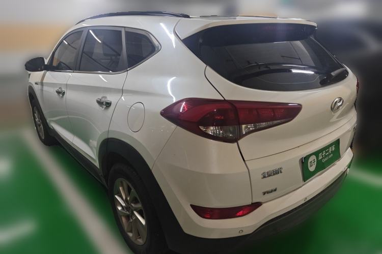 Used Hyundai Tucson 2015 1.6T Dual-Clutch Two-Wheel-Drive Smart Model Rear Left 45 Deg