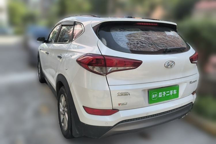 Used Hyundai Tucson 2015 1.6T Dual-Clutch Two-Wheel-Drive Smart Model Rear Left 45 Deg