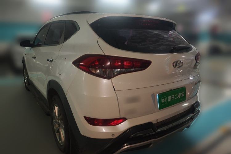 Used Hyundai Tucson 2015 1.6T Dual-Clutch Two-Wheel-Drive Smart Model Rear Left 45 Deg