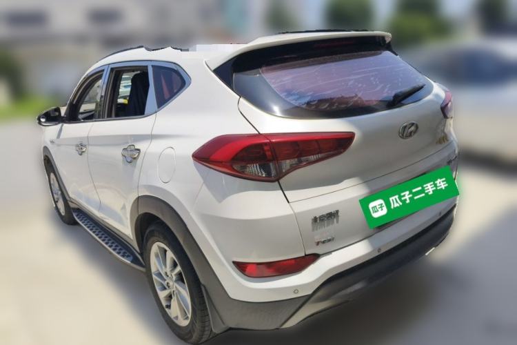 Used Hyundai Tucson 2015 1.6T Dual-Clutch Two-Wheel-Drive Smart Model Rear Left 45 Deg