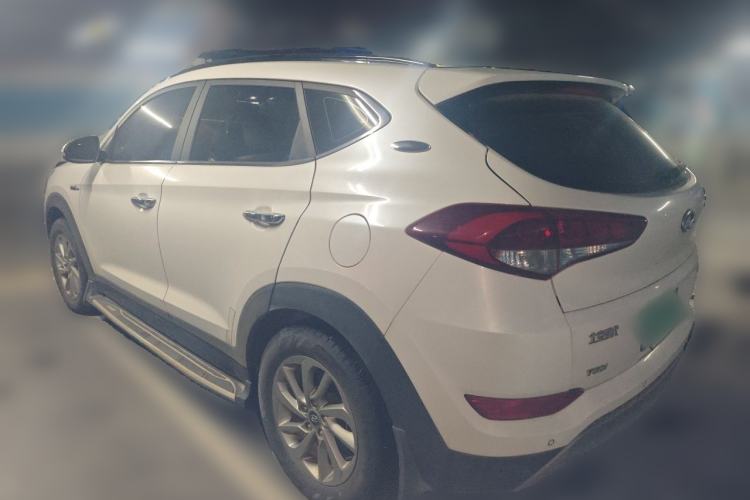 Used Hyundai Tucson 2015 1.6T Dual-Clutch Two-Wheel-Drive Smart Model Rear Left 45 Deg