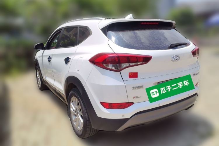 Used Hyundai Tucson 2015 1.6T Dual-Clutch Two-Wheel-Drive Smart Model Rear Left 45 Deg