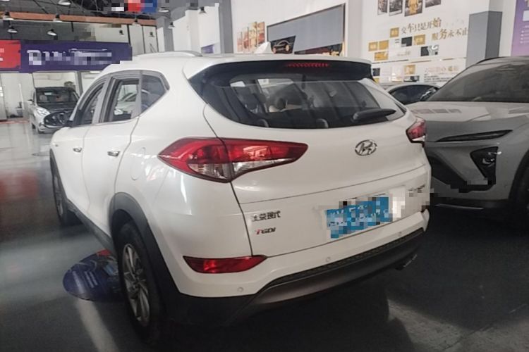 Used Hyundai Tucson 2015 1.6T Dual-Clutch Two-Wheel-Drive Smart Model Rear Left 45 Deg