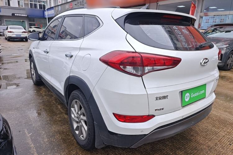 Used Hyundai Tucson 2015 1.6T Dual-Clutch Two-Wheel-Drive Smart Model Rear Left 45 Deg