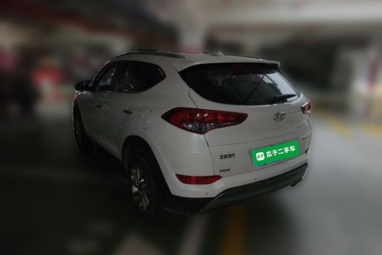 Used Hyundai Tucson 2015 1.6T Dual-Clutch Two-Wheel-Drive Smart Model Rear Left 45 Deg