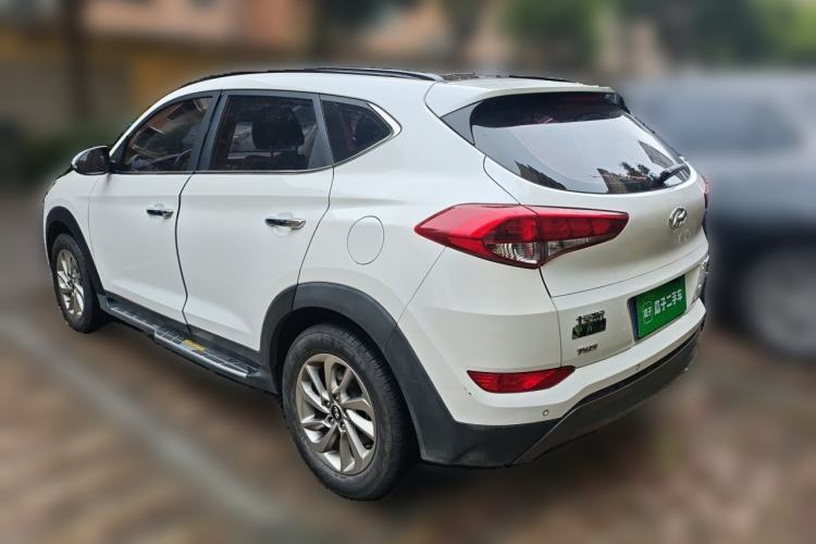 Used Hyundai Tucson 2015 1.6T Dual-Clutch Two-Wheel-Drive Smart Model Rear Left 45 Deg