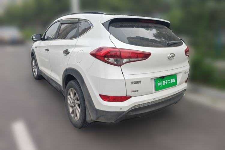 Used Hyundai Tucson 2015 1.6T Dual-Clutch Two-Wheel-Drive Smart Model Rear Left 45 Deg