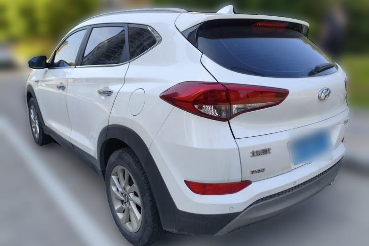 Used Hyundai Tucson 2015 1.6T Dual-Clutch Two-Wheel-Drive Smart Model Rear Left 45 Deg