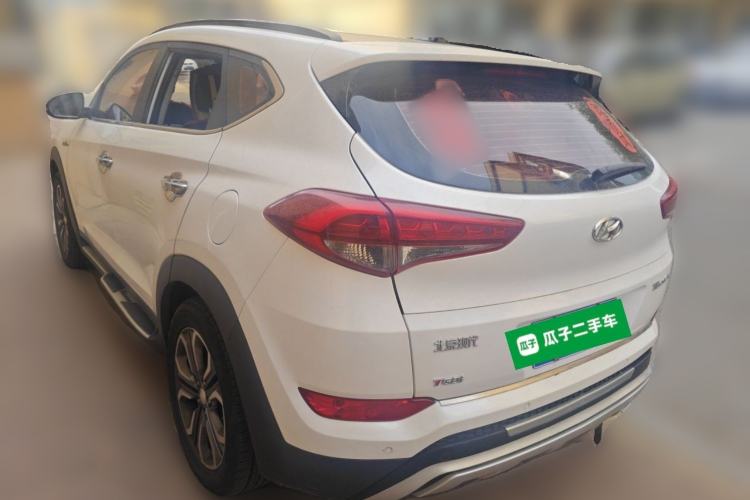 Used Hyundai Tucson 2015 1.6T Dual-Clutch Two-Wheel-Drive Leading Model Rear Left 45 Deg