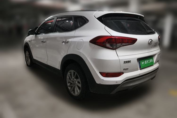 Used Hyundai Tucson 2015 1.6T Dual-Clutch Two-Wheel-Drive Smart Model Rear Left 45 Deg