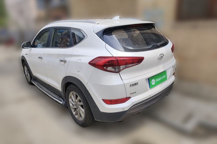 Used Hyundai Tucson 2015 1.6T Dual-Clutch Two-Wheel-Drive Smart Model Rear Left 45 Deg