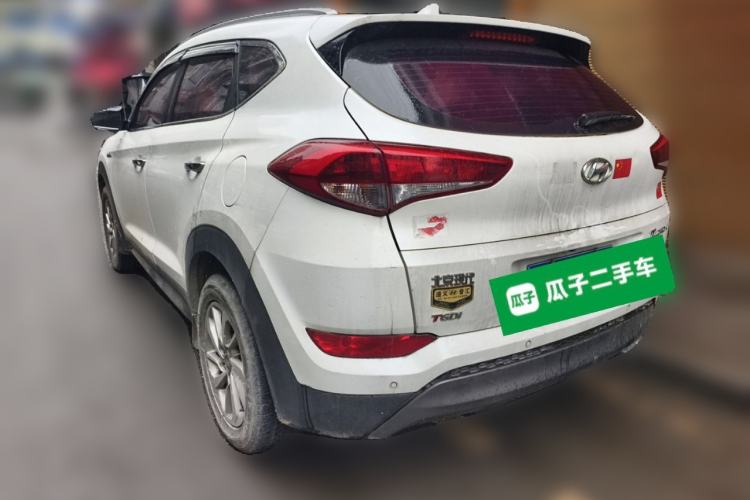 Used Hyundai Tucson 2015 1.6T Dual-Clutch Two-Wheel-Drive Smart Model Rear Left 45 Deg