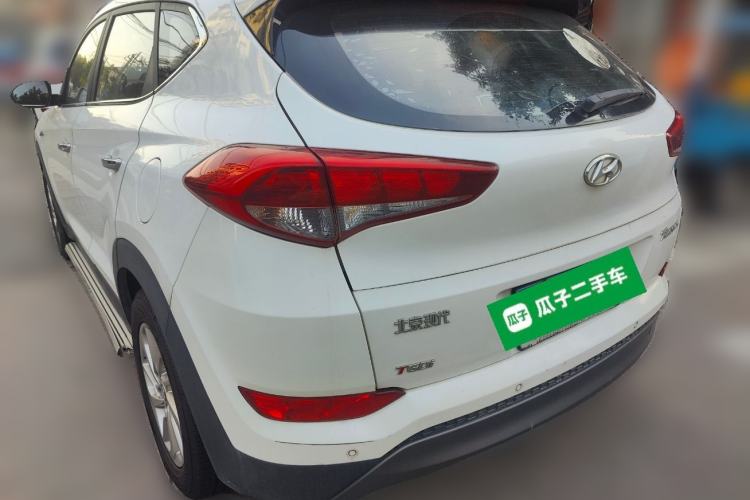 Used Hyundai Tucson 2015 1.6T Dual-Clutch Two-Wheel-Drive Smart Model Rear Left 45 Deg