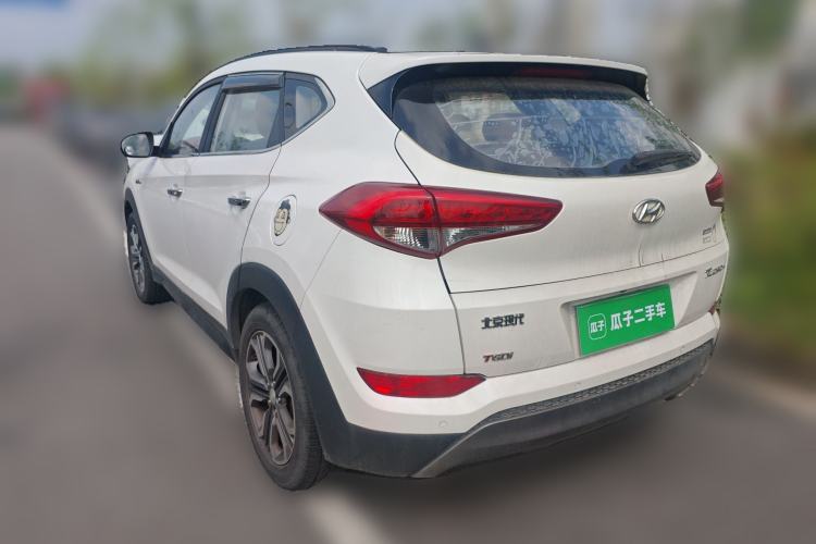 Used Hyundai Tucson 2015 1.6T Dual-Clutch Two-Wheel-Drive Leading Model Rear Left 45 Deg