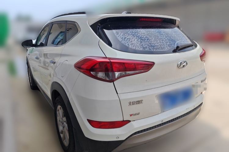 Used Hyundai Tucson 2015 1.6T Dual-Clutch Two-Wheel-Drive Smart Model Rear Left 45 Deg