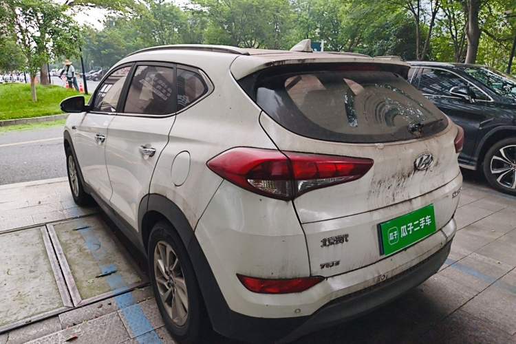 Used Hyundai Tucson 2015 1.6T Dual-Clutch Two-Wheel-Drive Smart Model Rear Left 45 Deg