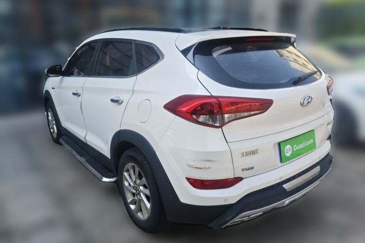 Used Hyundai Tucson 2015 1.6T Dual-Clutch Two-Wheel-Drive Smart Model Rear Left 45 Deg