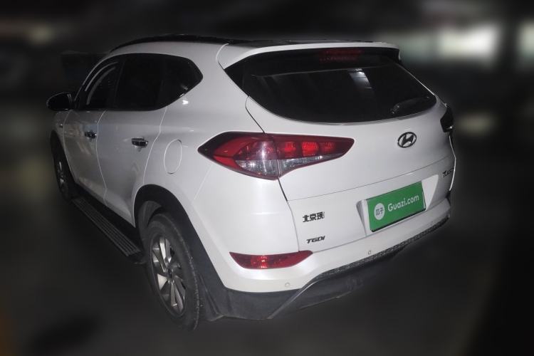 Used Hyundai Tucson 2015 1.6T Dual-Clutch Two-Wheel-Drive Smart Model Rear Left 45 Deg