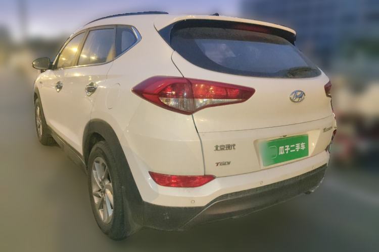 Used Hyundai Tucson 2015 1.6T Dual-Clutch Two-Wheel-Drive Smart Model Rear Left 45 Deg