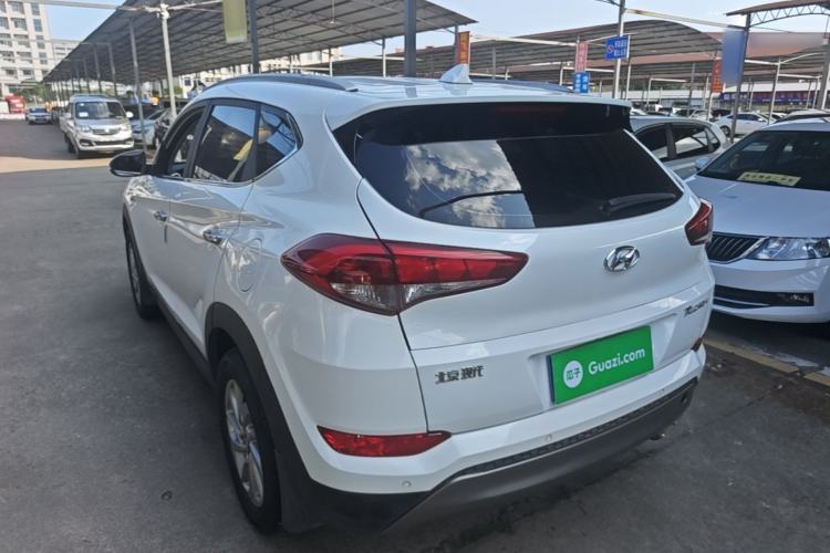 Used Hyundai Tucson 2015 1.6T Dual-Clutch Two-Wheel-Drive Smart Model Rear Left 45 Deg