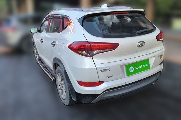 Used Hyundai Tucson 2015 1.6T Dual-Clutch Two-Wheel-Drive Smart Model Rear Left 45 Deg