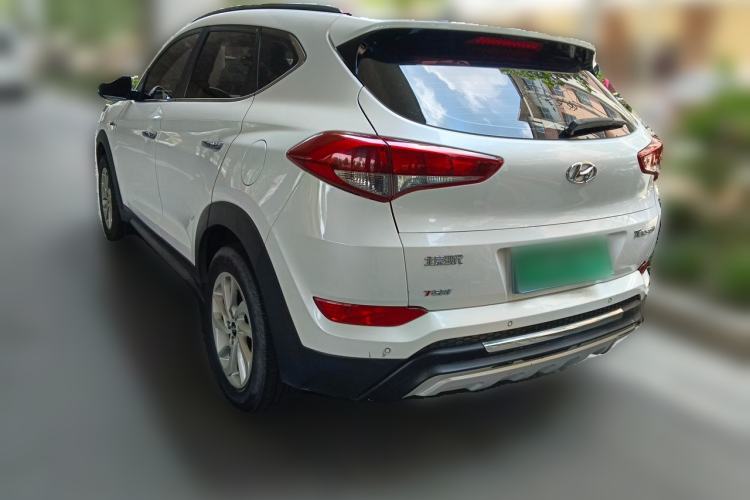 Used Hyundai Tucson 2015 1.6T Dual-Clutch Two-Wheel-Drive Smart Model Rear Left 45 Deg