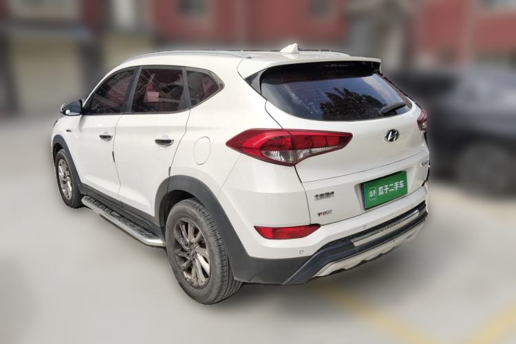 Used Hyundai Tucson 2015 1.6T Dual-Clutch Two-Wheel-Drive Smart Model Rear Left 45 Deg