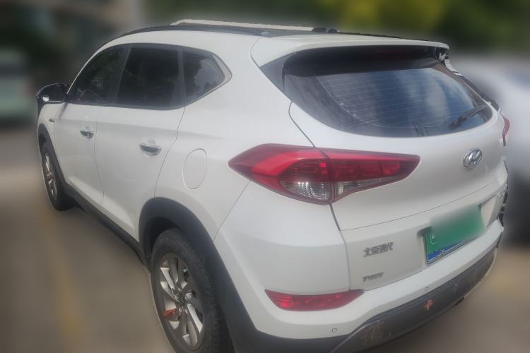 Used Hyundai Tucson 2015 1.6T Dual-Clutch Two-Wheel-Drive Smart Model Rear Left 45 Deg